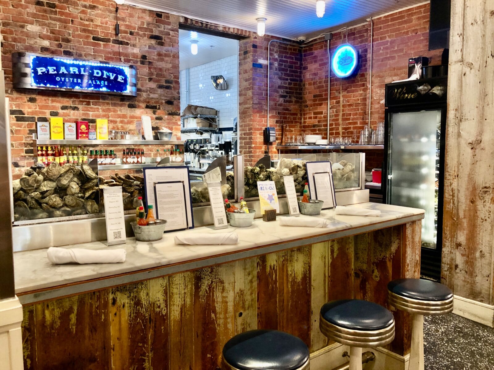 Pearl Dive Oyster Palace Review