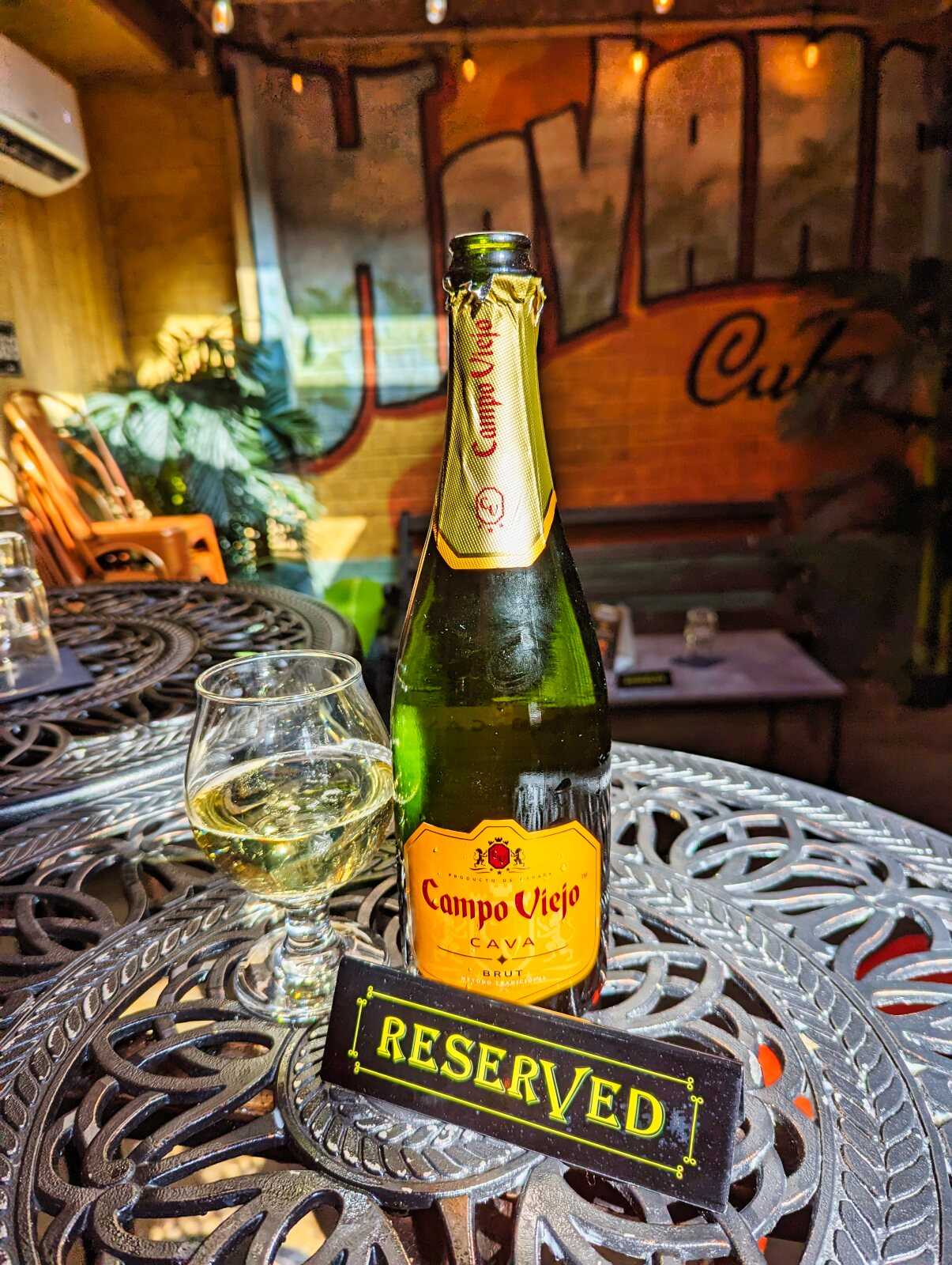 Casta's Rum Bar Review