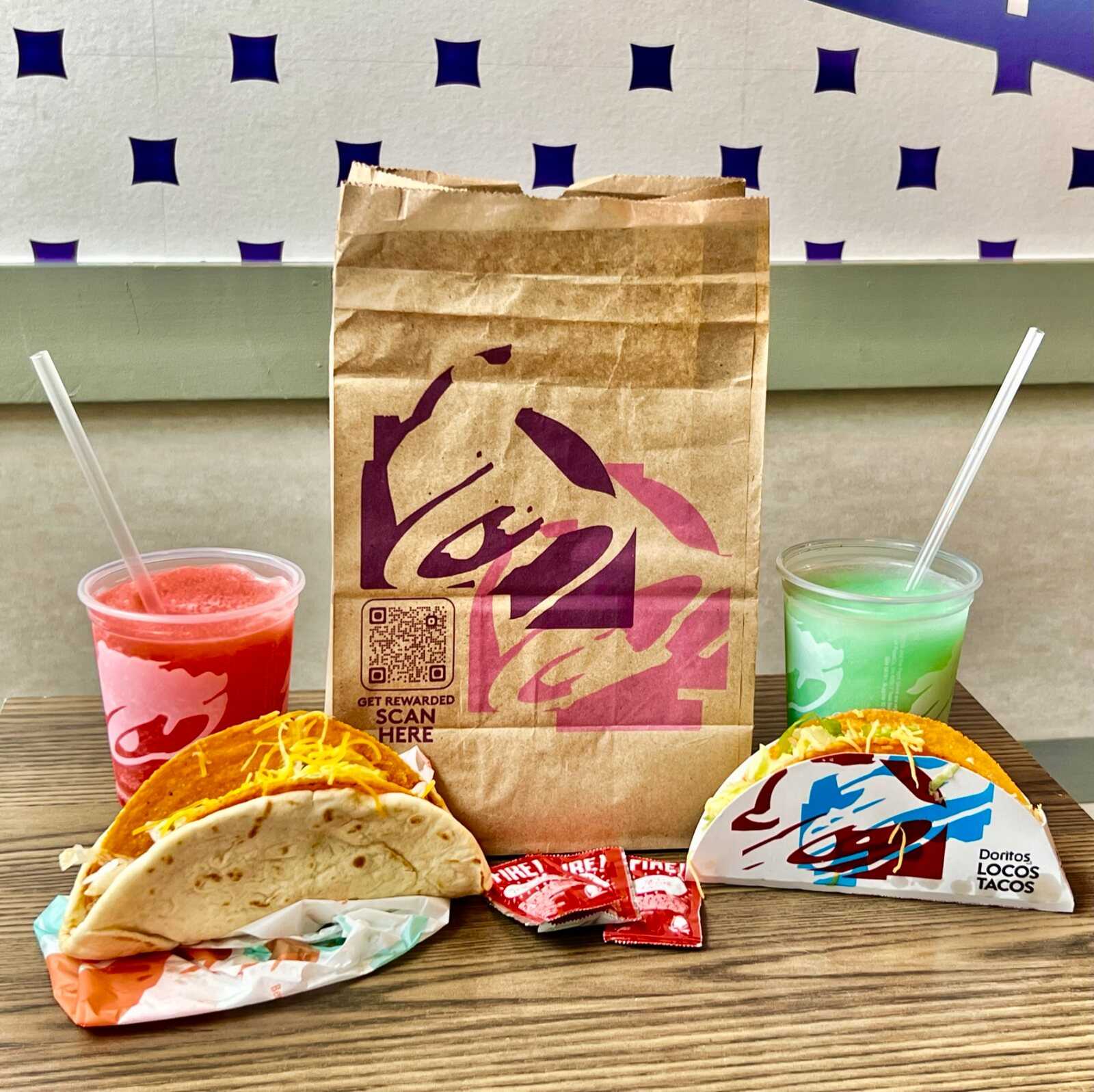 Taco Bell Cantina Review